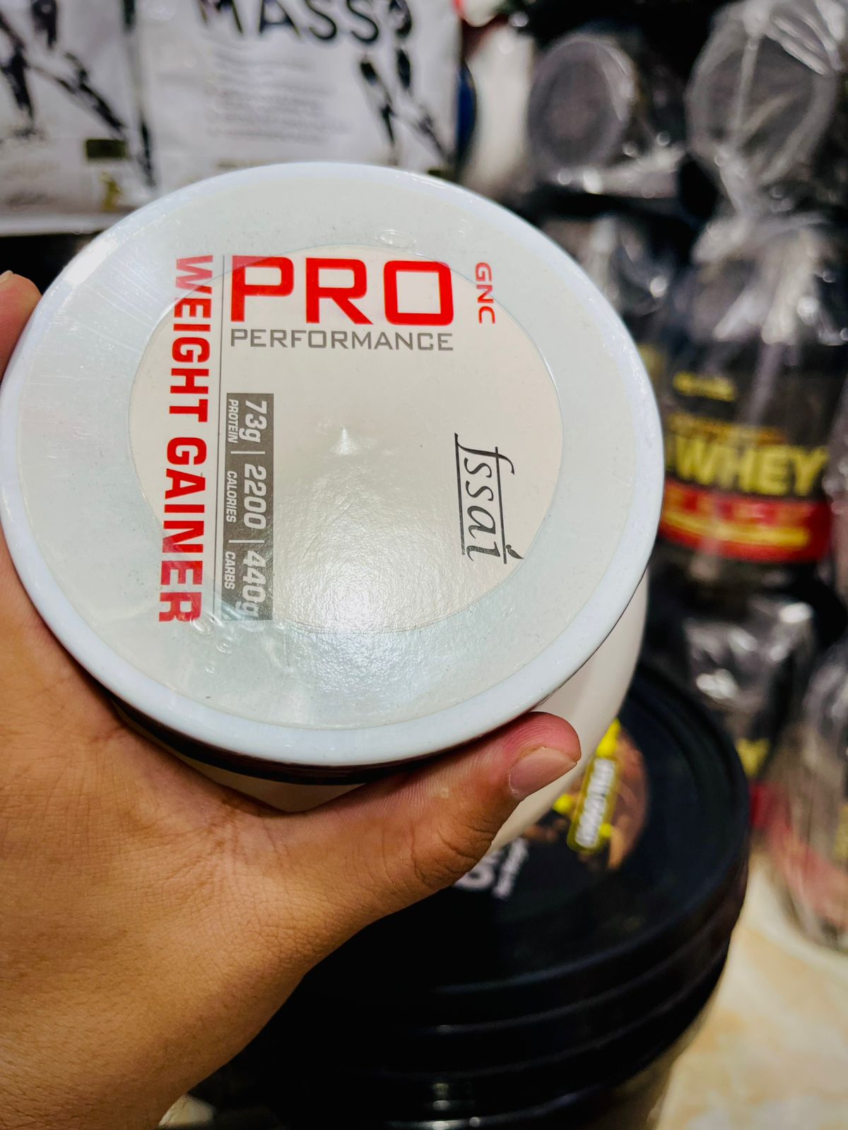 Pro Performance Weight Gainer – Power-packed with 2,200 calories and 73g of protein